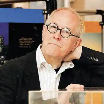 Entrevista a Sir Peter Cook en MÁSDECO