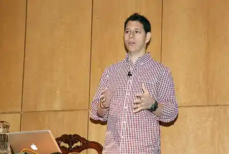 Con éxito se realizó la tercera Charla de Liderazgo Creativo