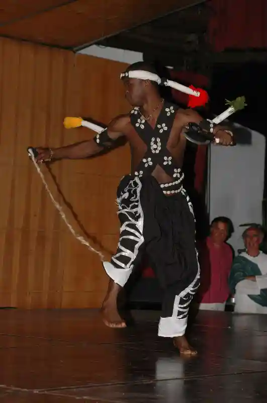 Campus Creativo en «Africa Roots»
