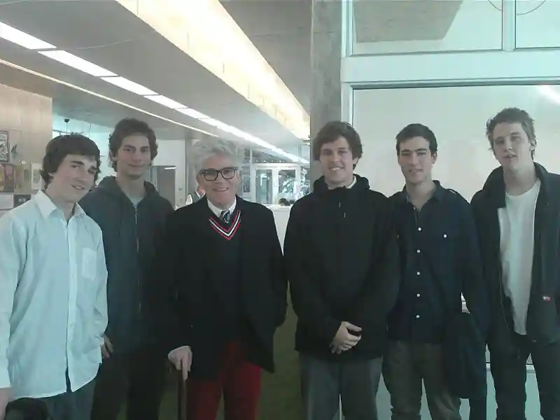Alumnos del Colegio Tabancura visitaron el Campus Creativo