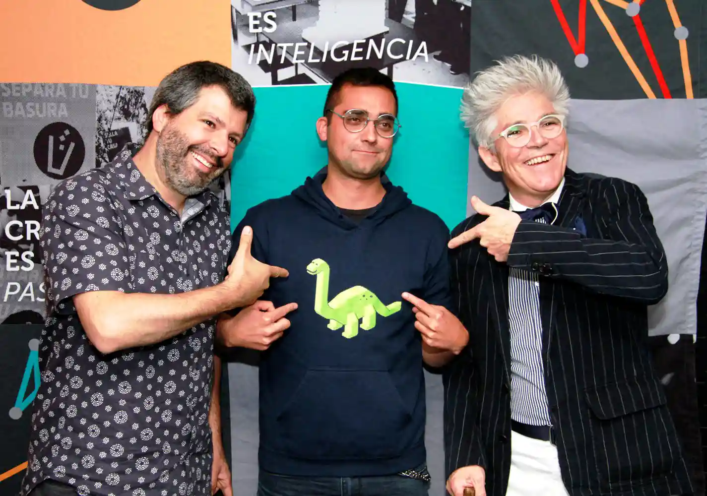 Importantes referentes de medios digitales expusieron en el seminario #Memeland