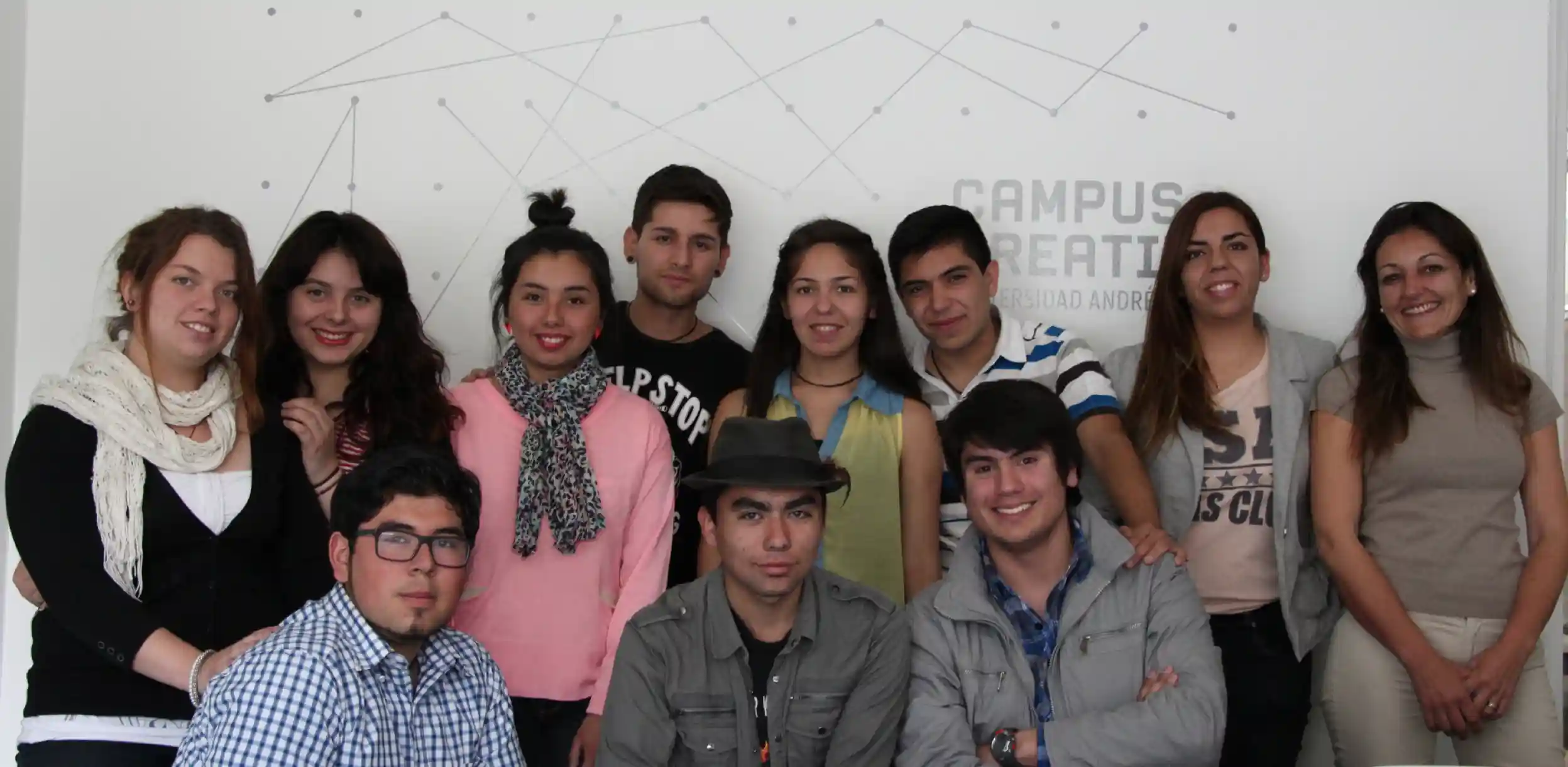 Felicitaciones al trabajo y esfuerzo de nuestros alumnos de Periodismo