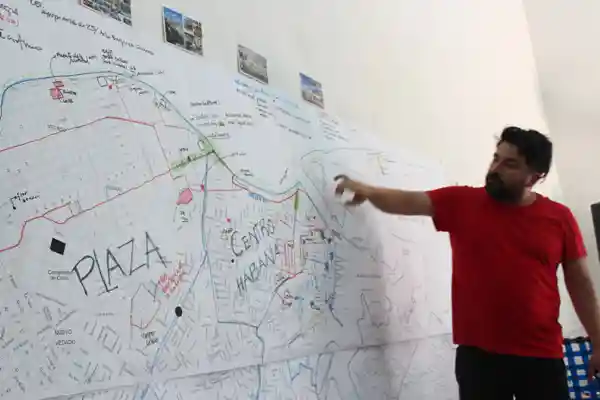 Académico de Campus Creativo expuso proyecto en la Bienal de La Habana 2015