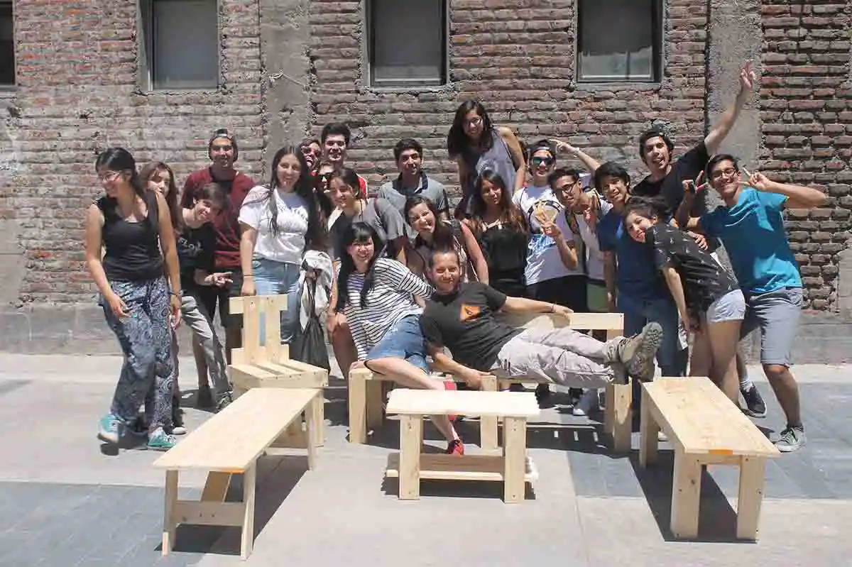 Exploración en Mobiliario y Armado