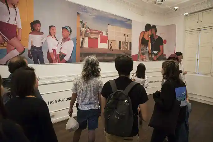 La Diáspora Diseñador Gráfico Juan Madriz