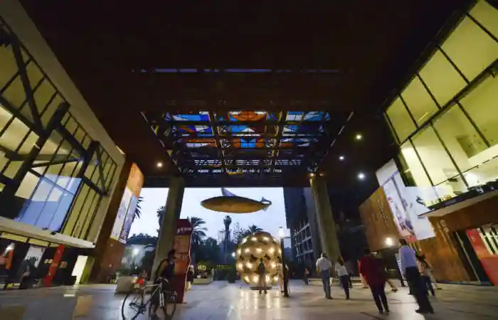 Académica de Campus Creativo participa en restauración de acervo artístico del GAM