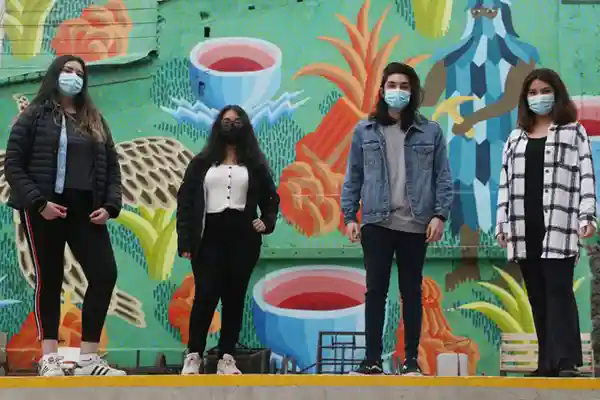 Centro de Estudiantes de Publicidad premia a los ganadores del concurso “Échame una mano”