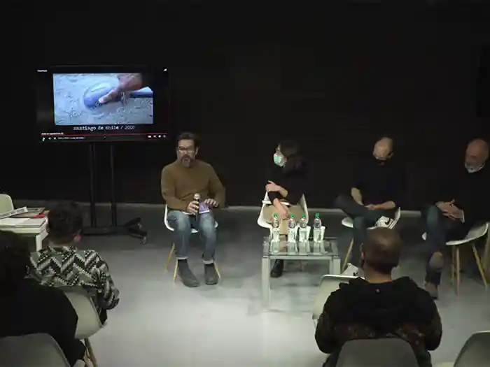 Artes Visuales presentó el libro “Hechizos” del Colectivo de arte Trabajos de Utilidad Pública