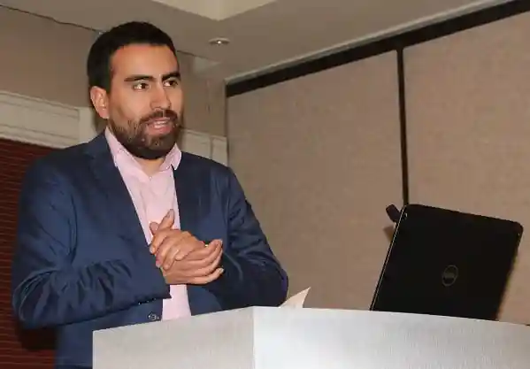 ORGULLO UNAB | El periodista que con su medio digital en sostenibilidad ya suma más de 35 mil personas en sus redes sociales